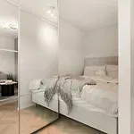 Modern And Cozy Only 5 Minutes From Center Appartamento